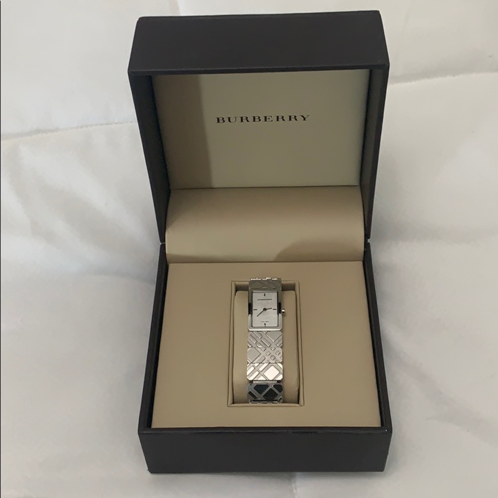 Women Burberry watch